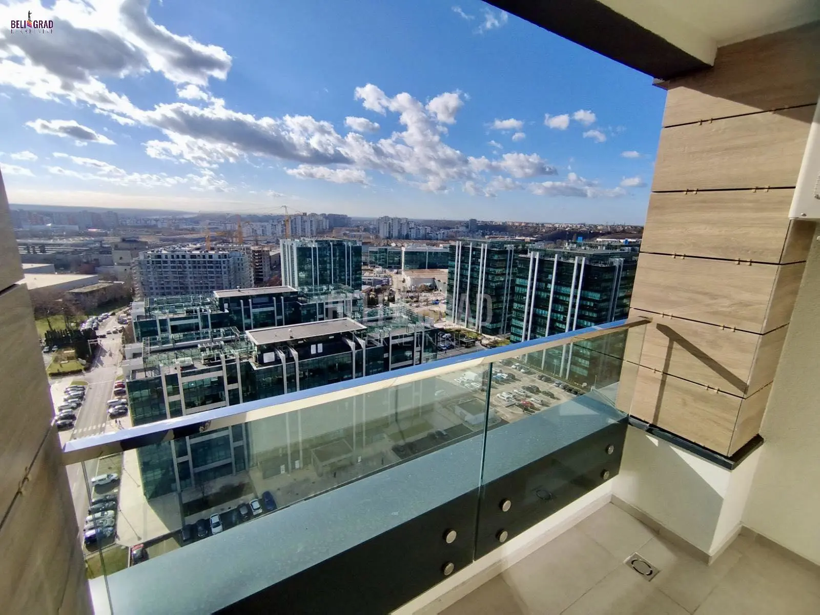 Beograd  Trosoban stanovi 440000 evra 