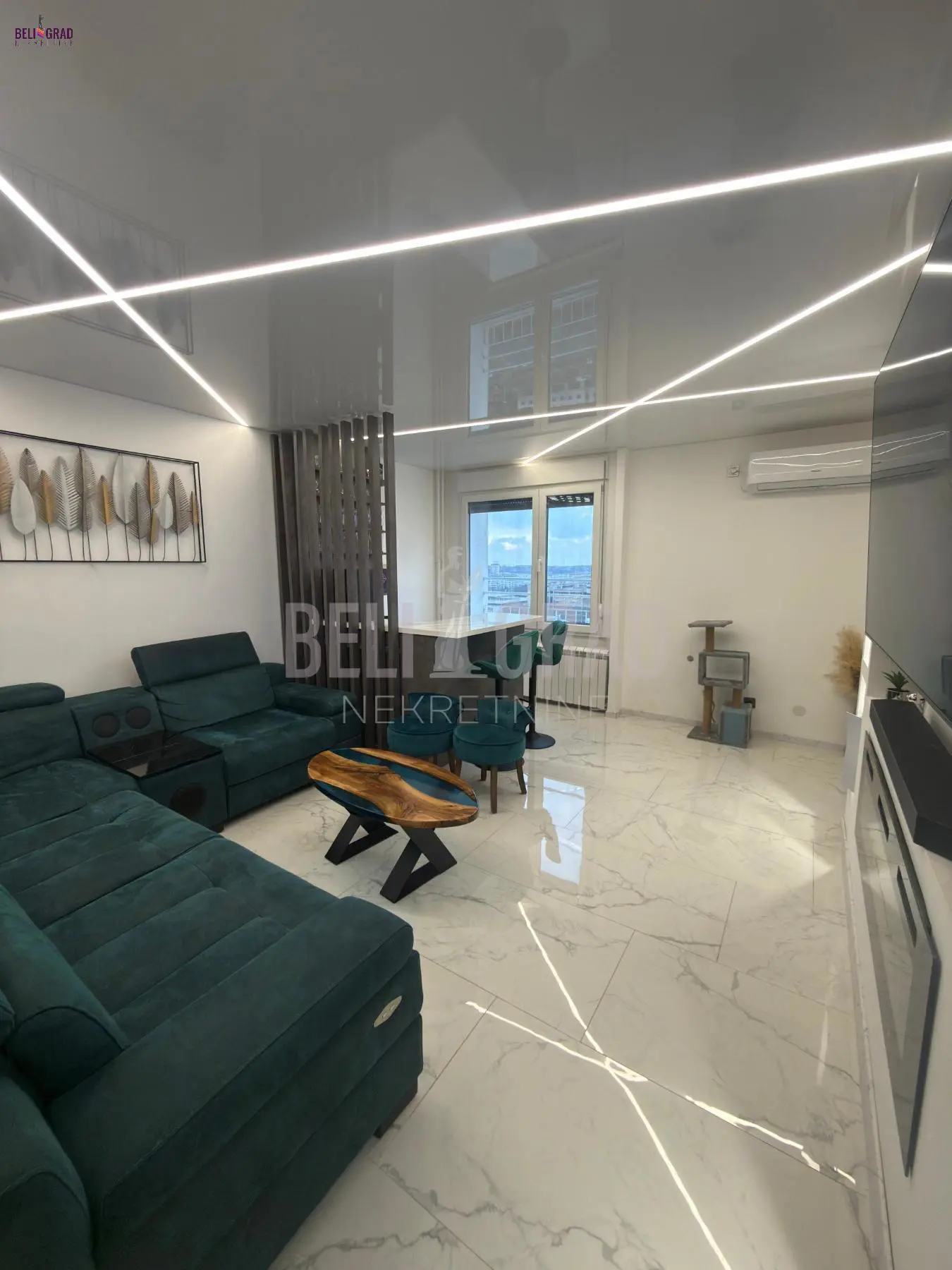 stanovi Beograd Novi Beograd Blok 30 (B92) Bulevar umetnosti  uknjizeni Trosoban 