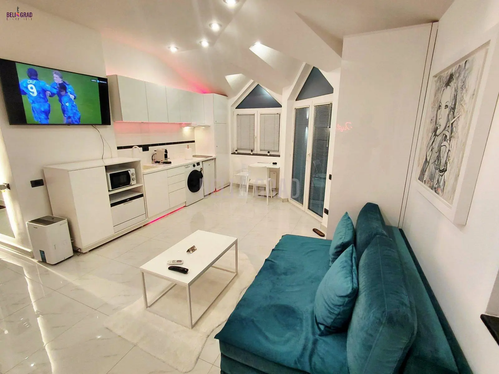 Trosoban stanovi Zvezdara Ðeram 500000 evra 