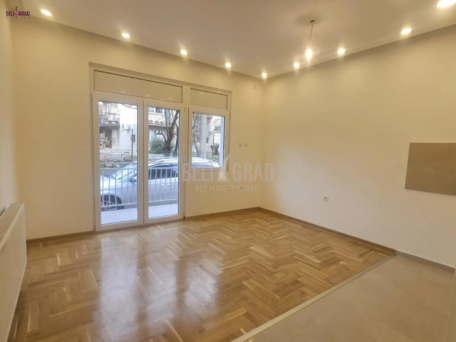 Trosoban stanovi Čukarica Železnik 179700 evra 