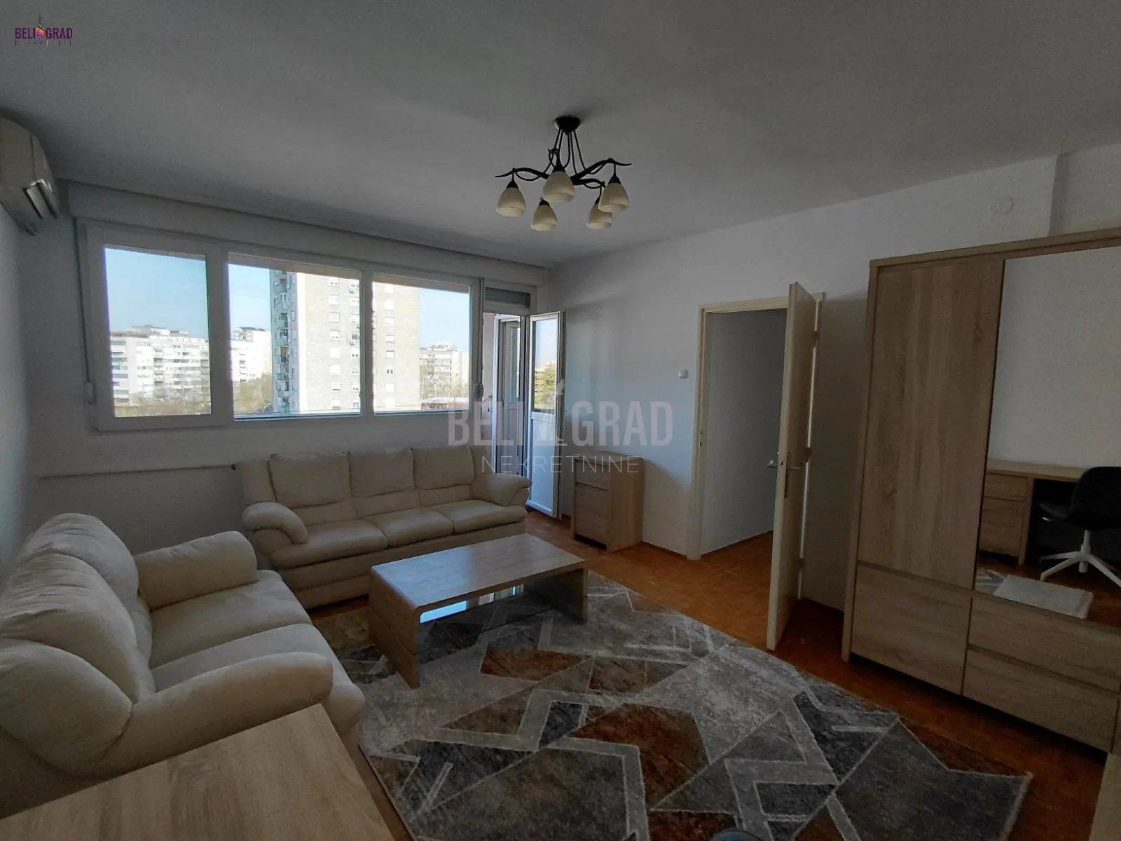 stanovi Beograd Novi Beograd Blok 1 (Fontana) Pariske komune Dvosoban 