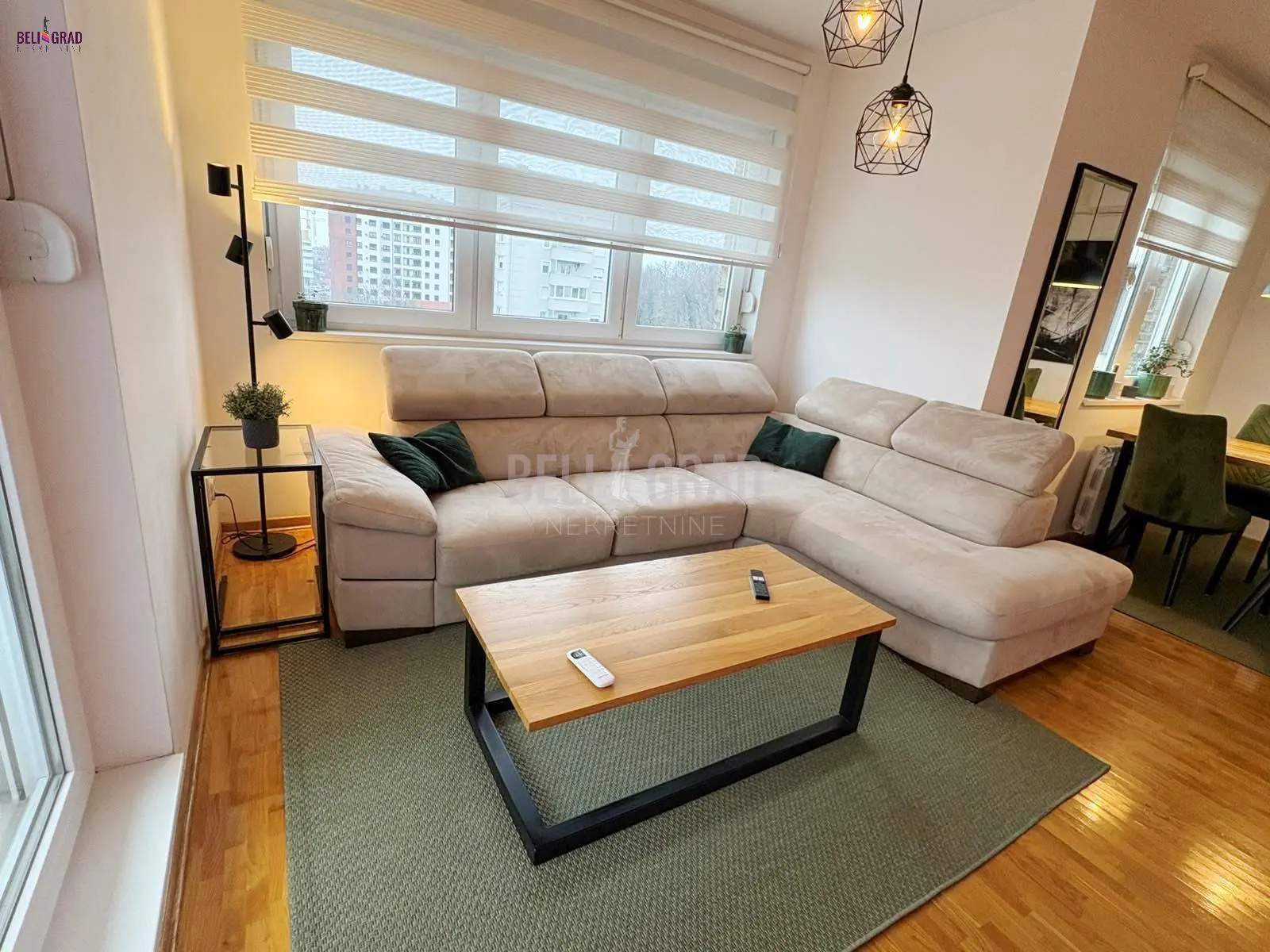 Trosoban stanovi Zvezdara Zvezdara lokacija 200000 evra 