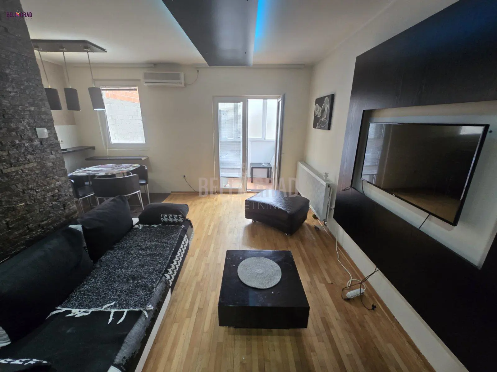 Beograd Palilula Dvosoban stanovi 370 evra 