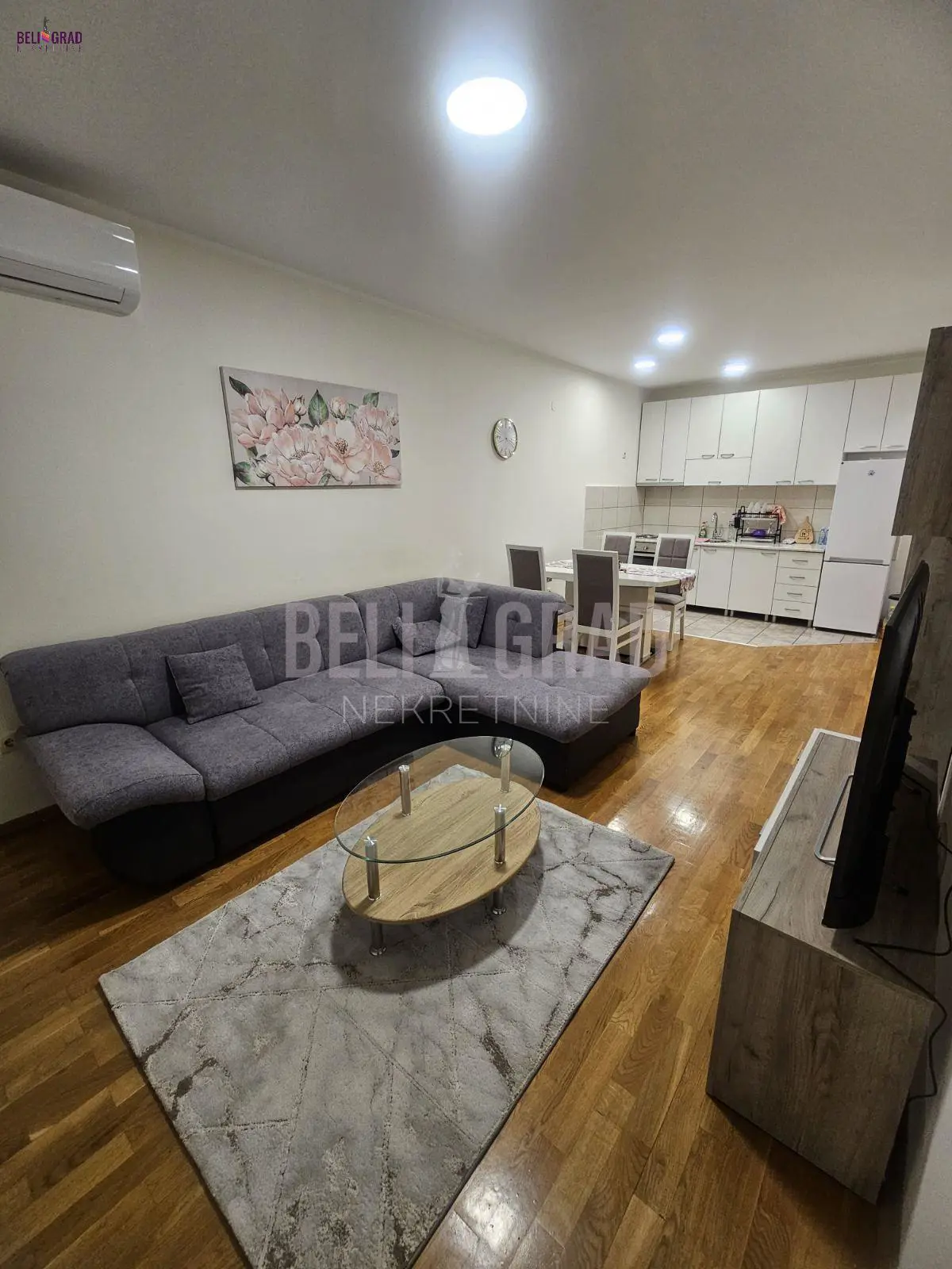  novogradnja Trosoban stanovi Zvezdara Zvezdara lokacija 800 evra 