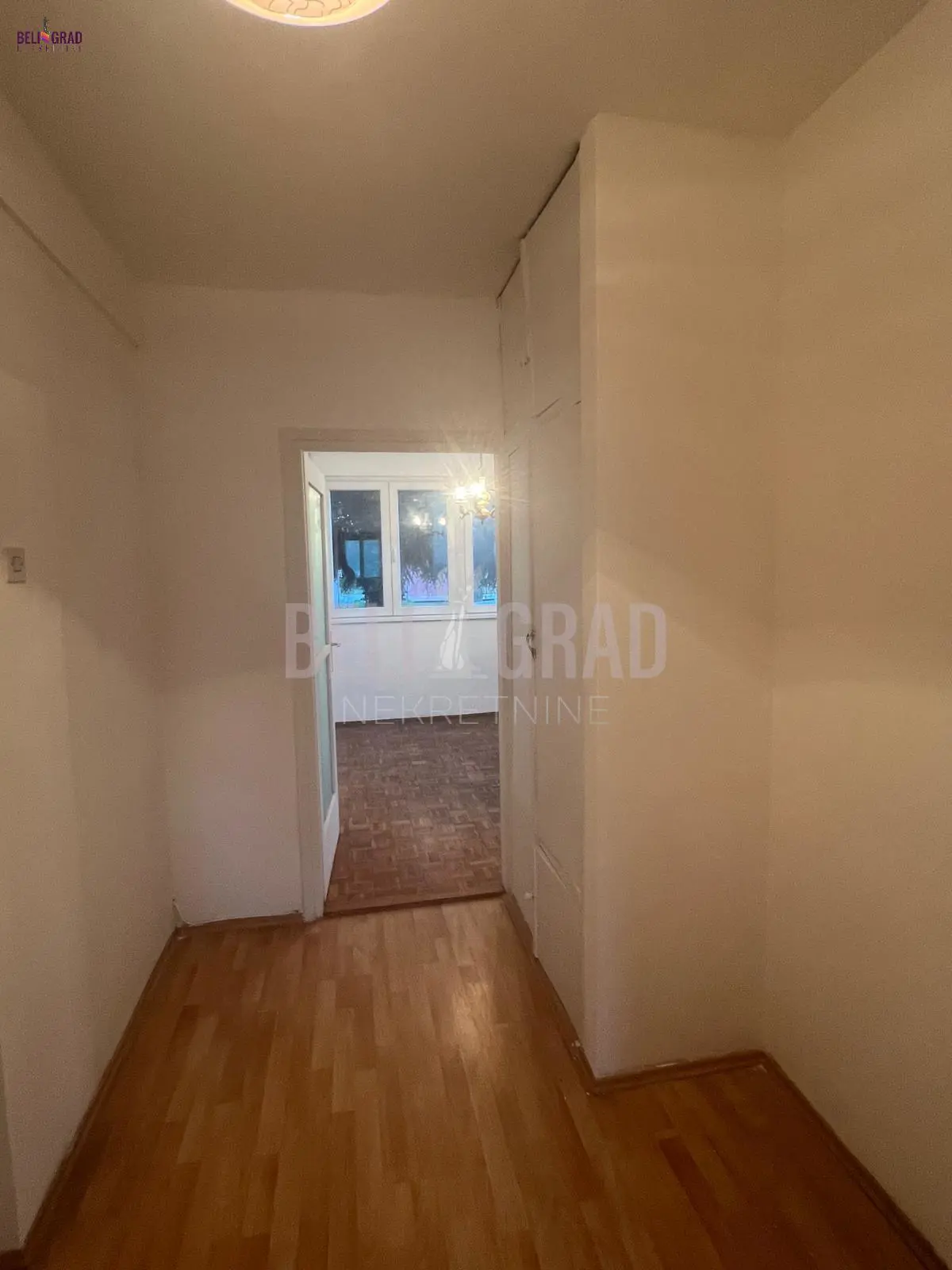 Beograd Zemun Dvosoban stanovi 105000 evra 