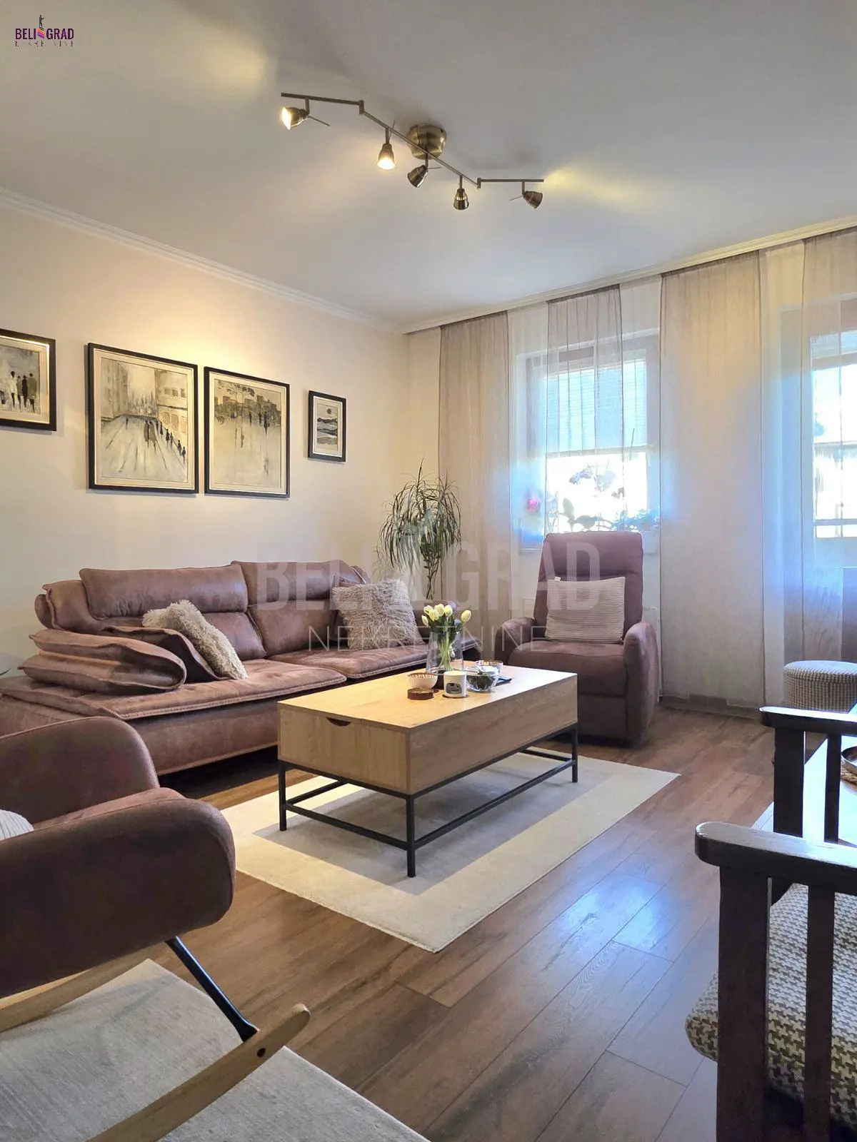 stanovi Beograd Novi Beograd Blok 62 Dušana Vukasovića  novogradnja Trosoban 