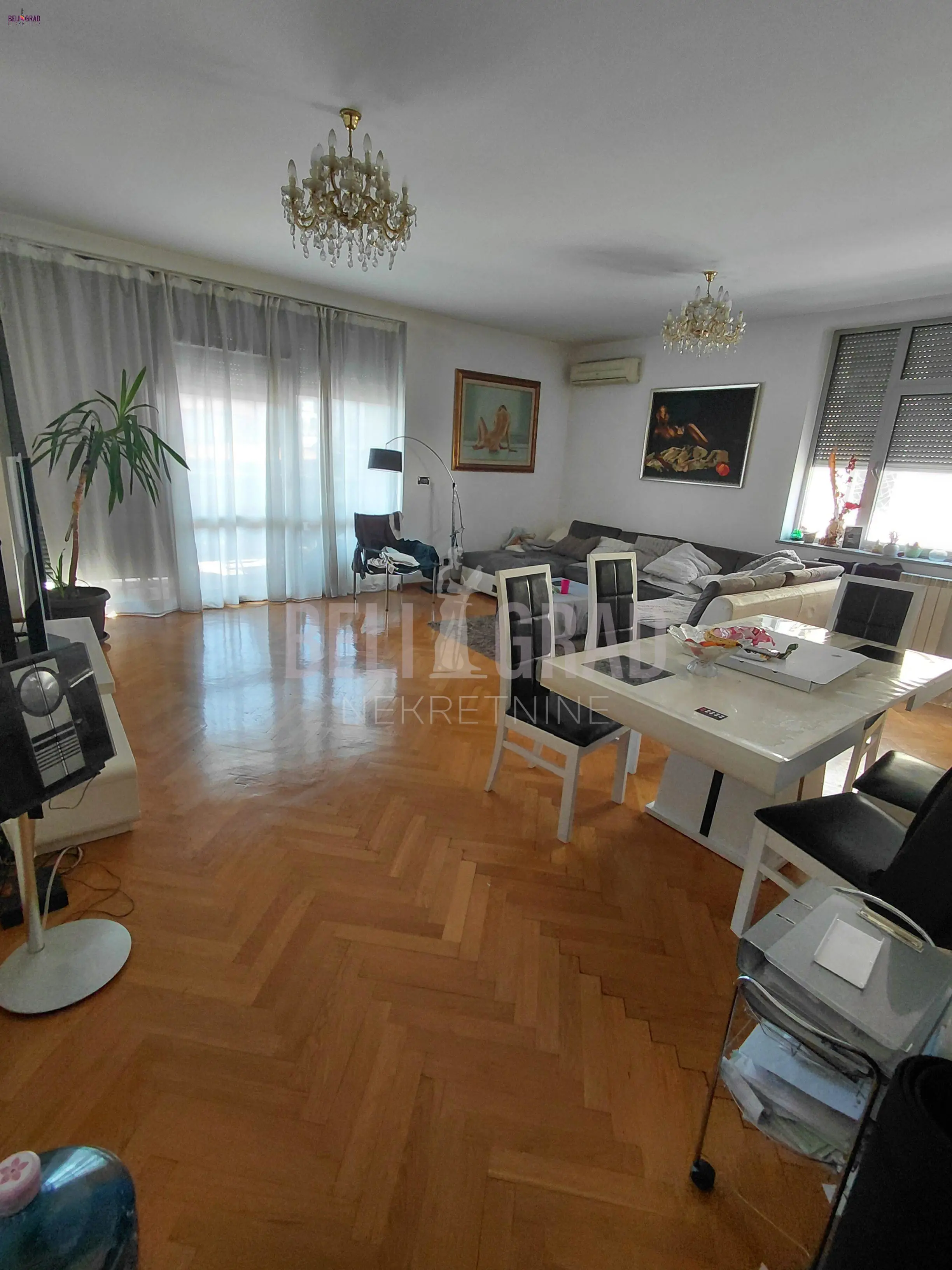 Četvorosoban stanovi  Dedinje (Rtv Pink) 530000 evra 