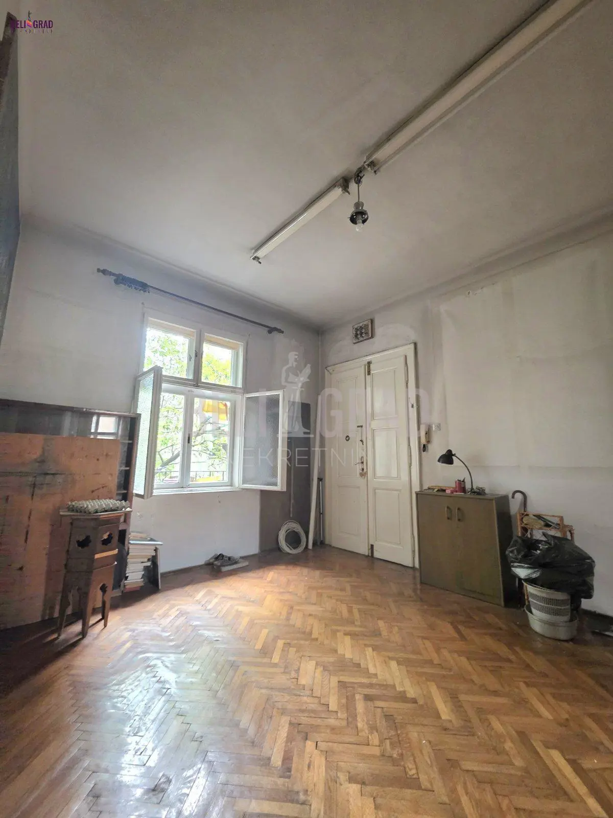 Petosoban stanovi Palilula Tašmajdan 390000 evra 