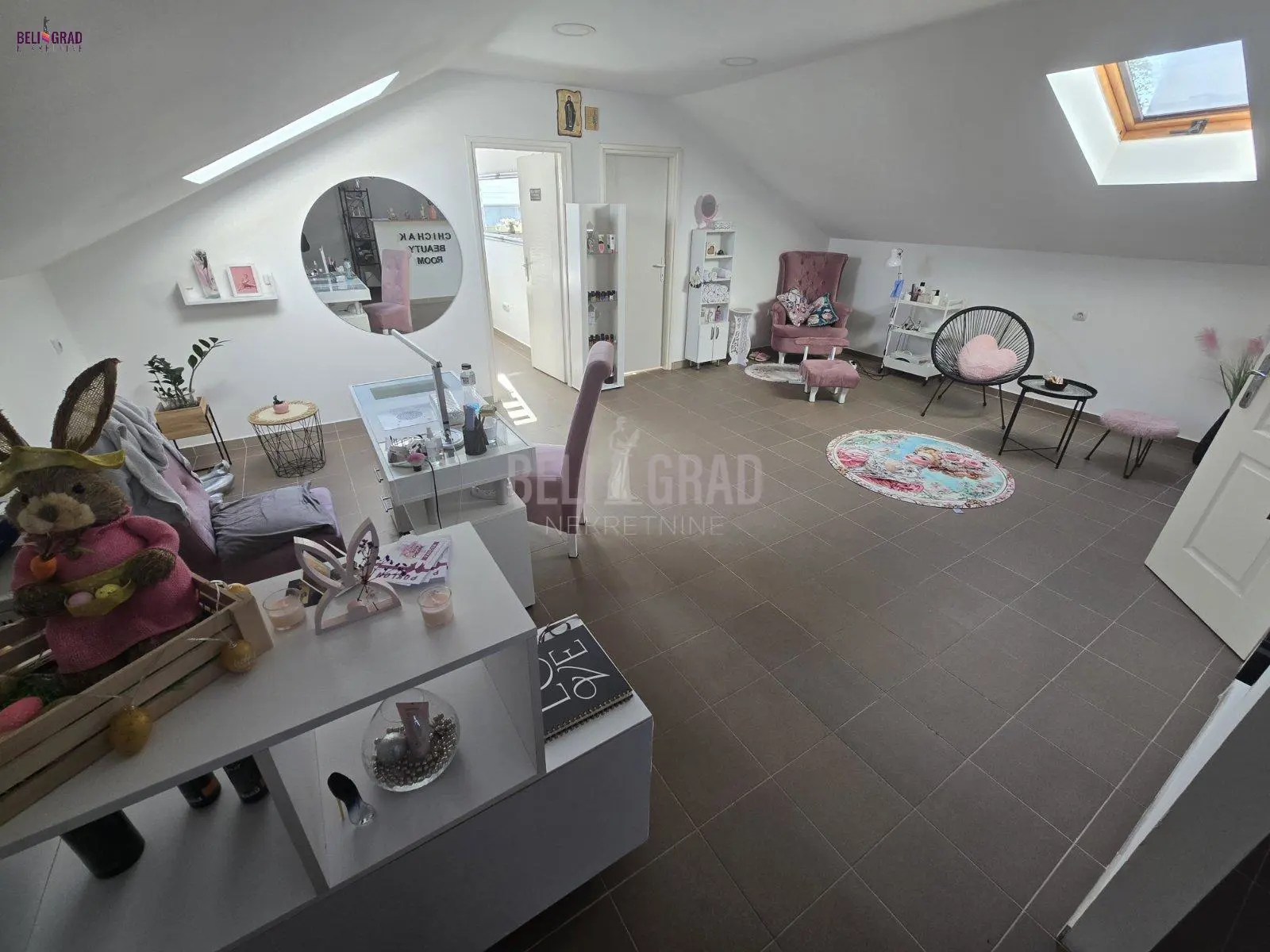  novogradnja poslovni prostor Zemun Zemun centar 400 evra 