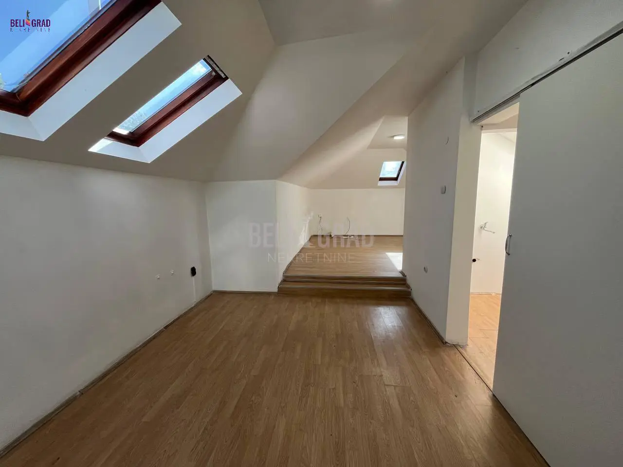 Beograd Rakovica poslovni prostor 600 evra 