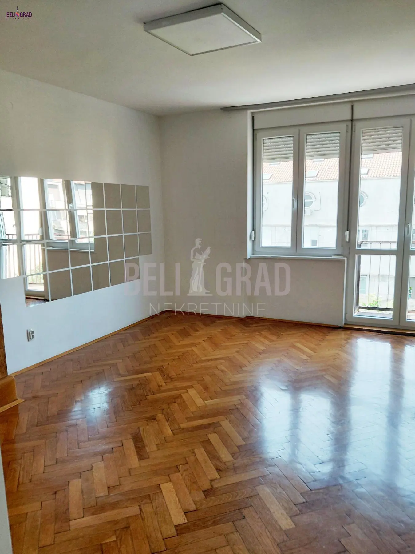  uknjizeni Dvosoban stanovi Zemun Zemun centar 289000 evra 