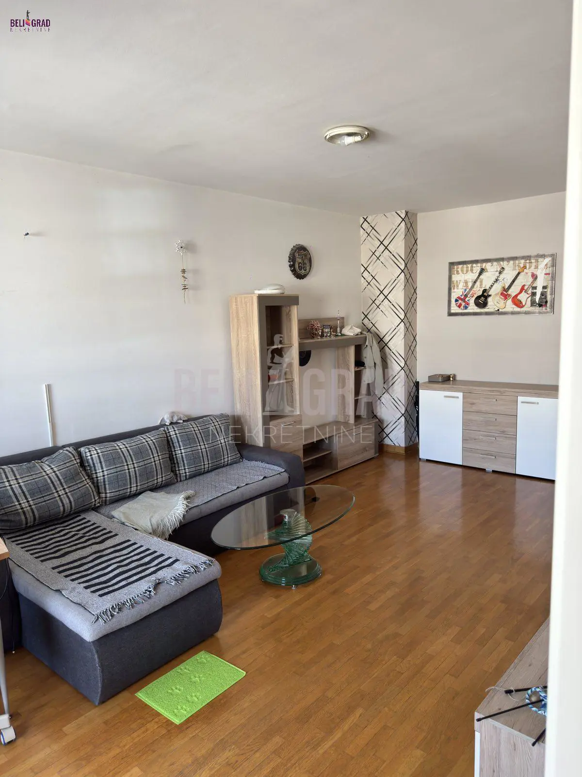 Dvosoban stanovi  Novi Beograd Blok 67 219300 evra 