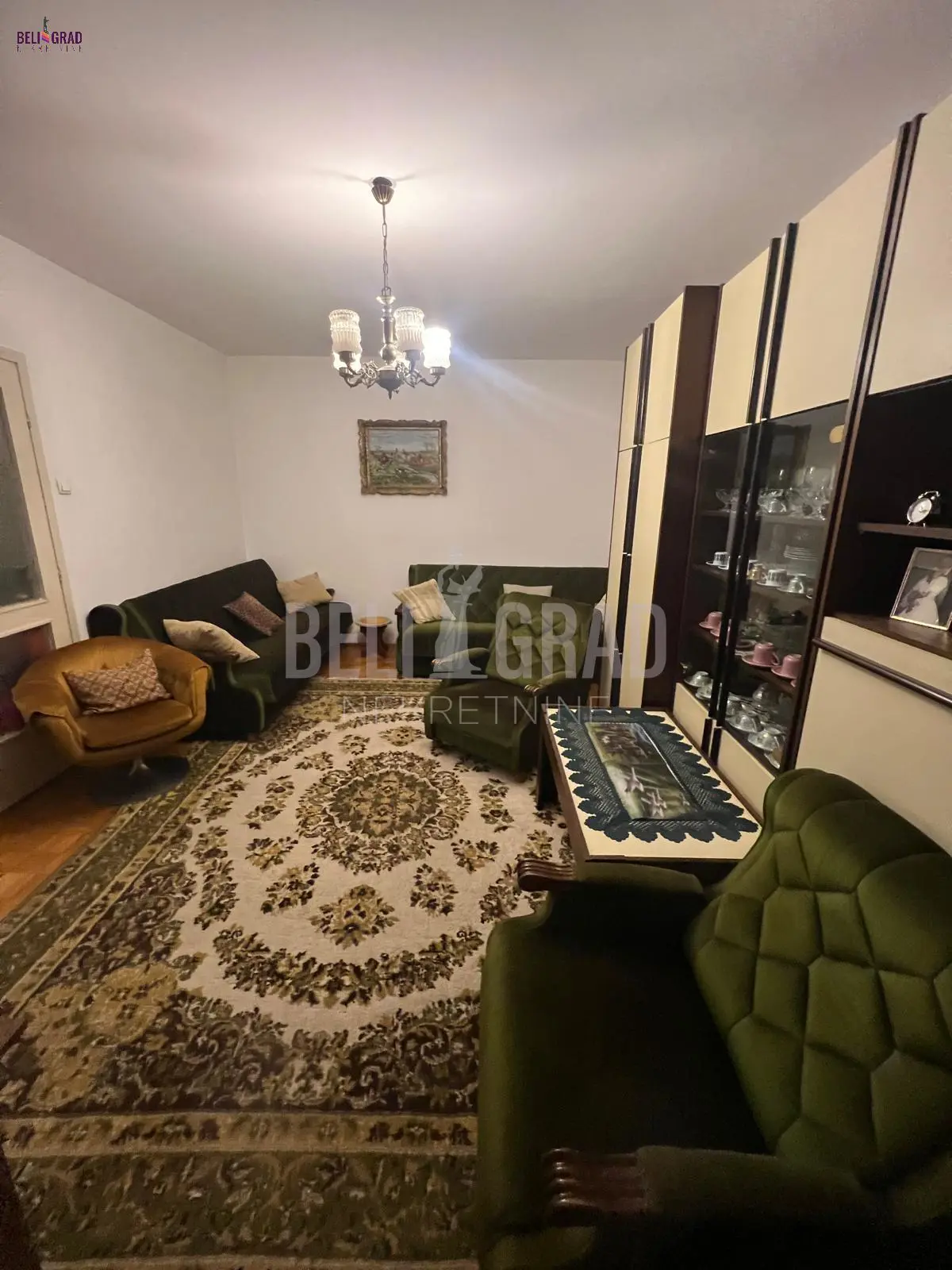 Beograd Zemun Trosoban stanovi 215000 evra 