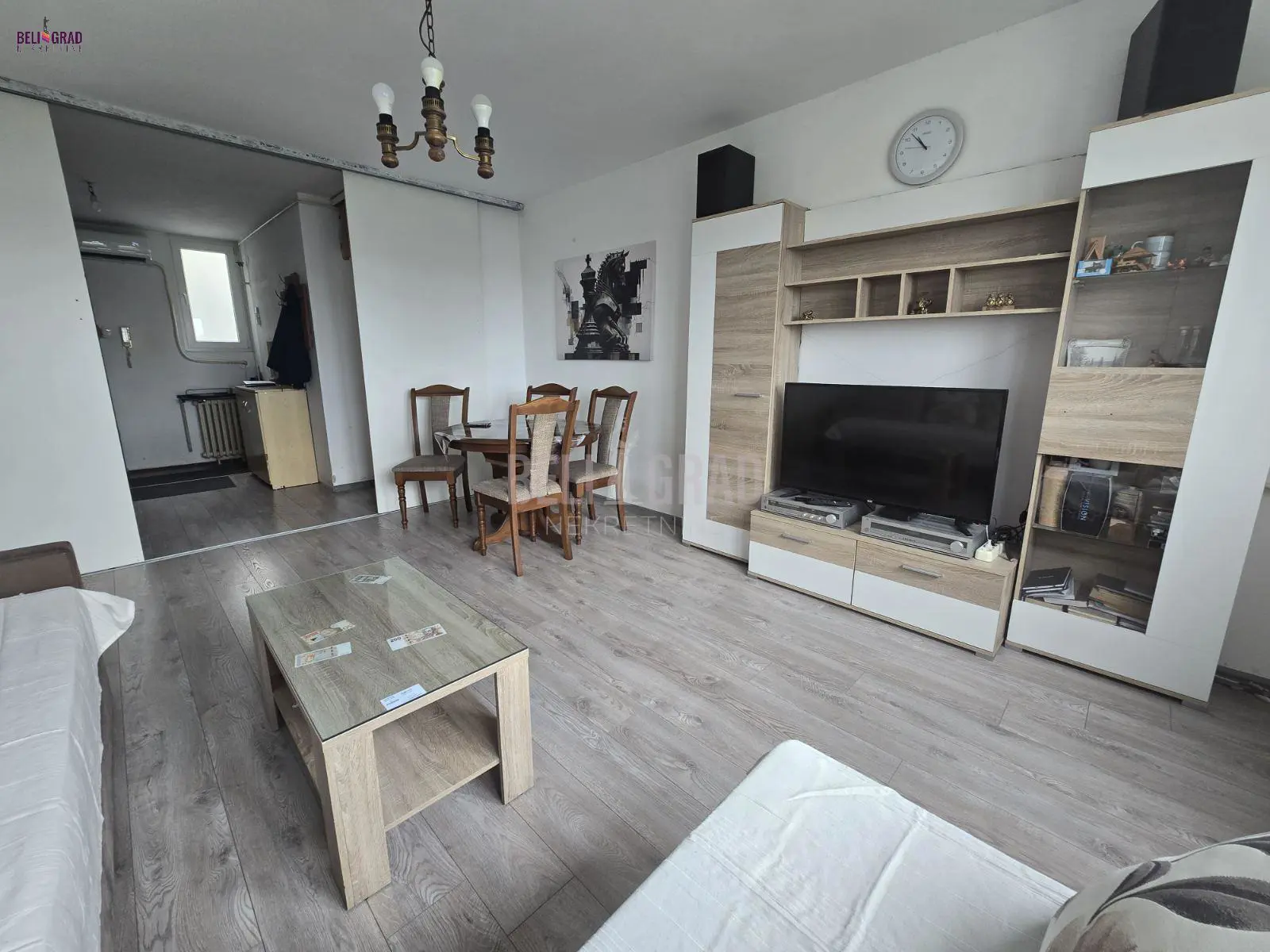 stanovi Beograd Novi Beograd Blok 1 (Fontana) Bulevar Zorana Đinđića  uknjizeni Dvosoban 