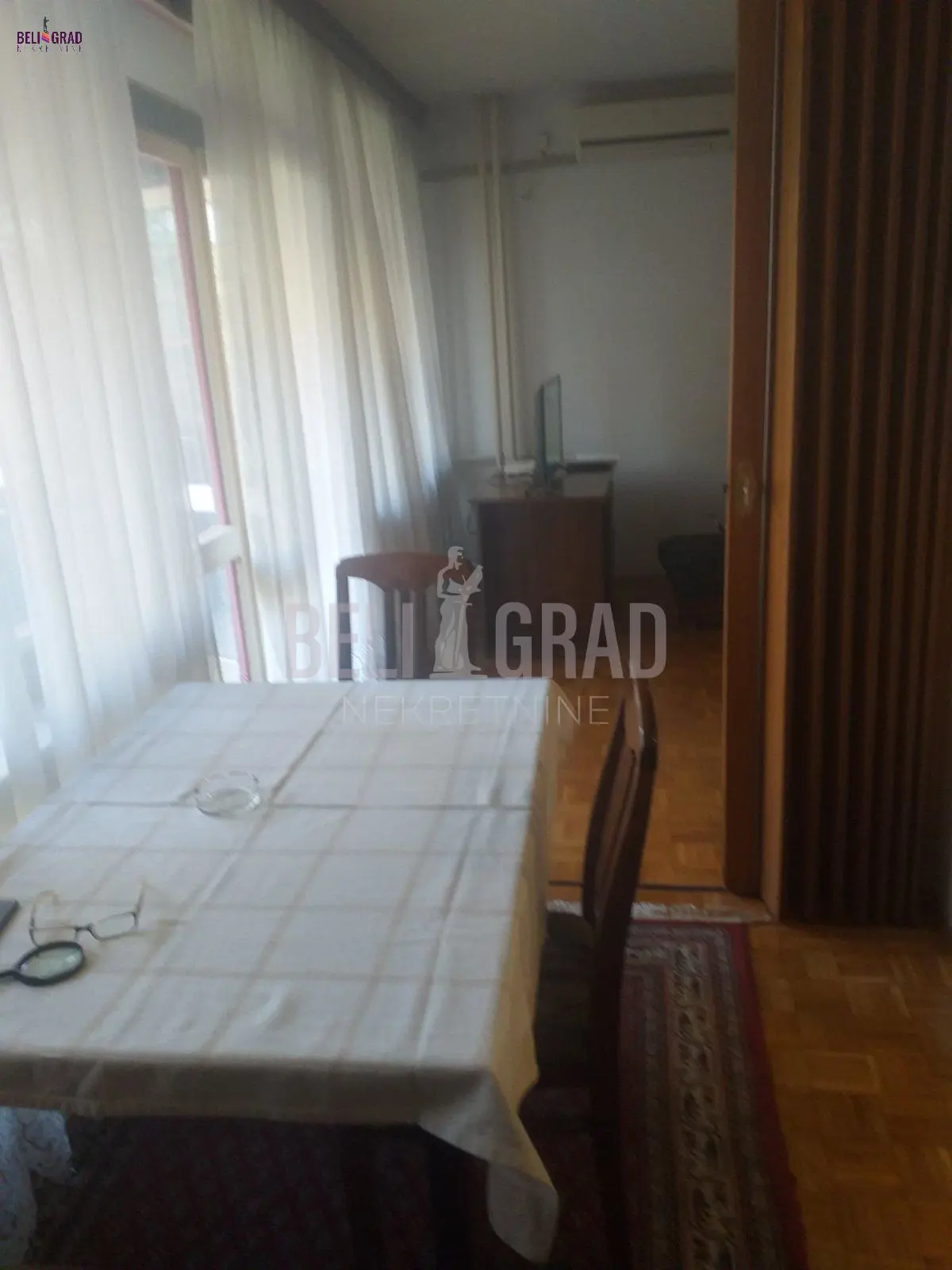  uknjizeni Trosoban stanovi Novi Beograd Sava centar (Blok 19 do 23) 260000 evra 