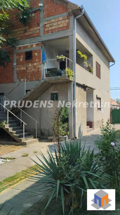 kuće Beograd Dobanovci  uknjizeni 