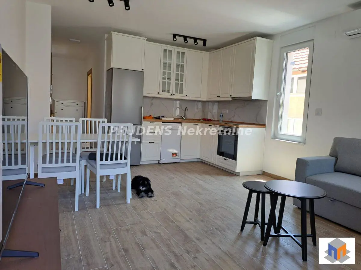 Beograd Zemun  novogradnja Dvosoban stanovi 500 evra 