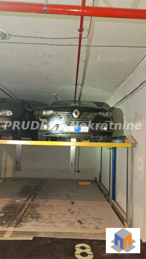 garaža Vračar Crveni krst 150 evra 