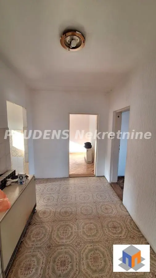 Beograd Palilula  uknjizeni Trosoban stanovi 150000 evra 