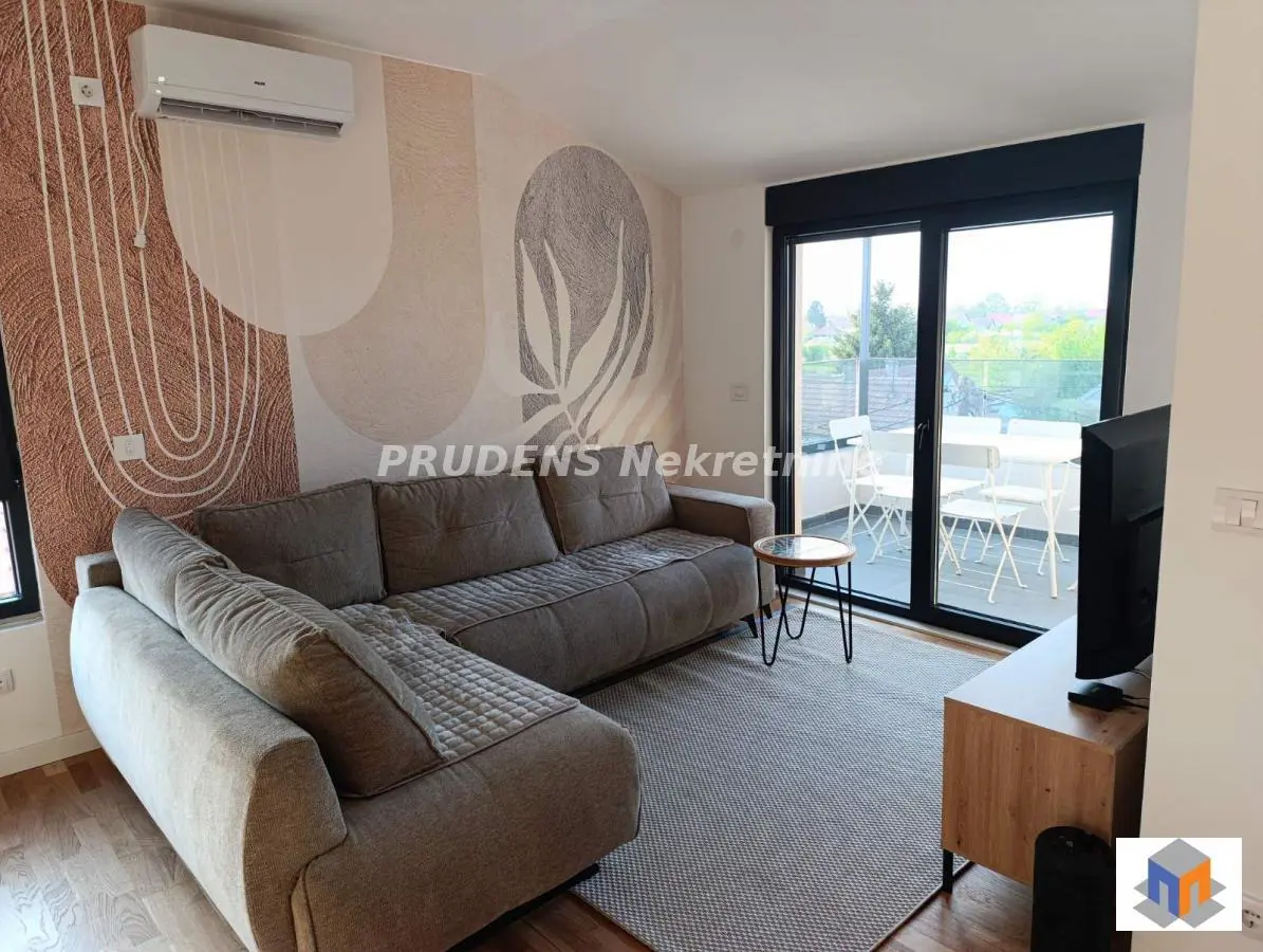  novogradnja Dvoiposoban stanovi Surčin Surčin Centar 700 evra 