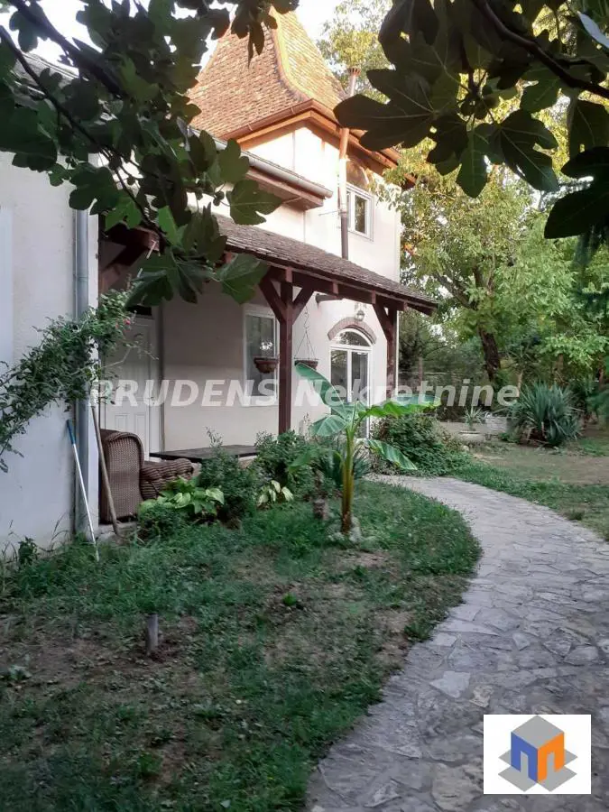 Beograd Surčin Trosoban stanovi 420 evra 
