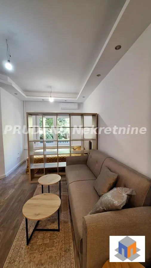  uknjizeni Jednosoban stanovi Novi Beograd Savski blokovi (44 45 70 70a) 600 evra 