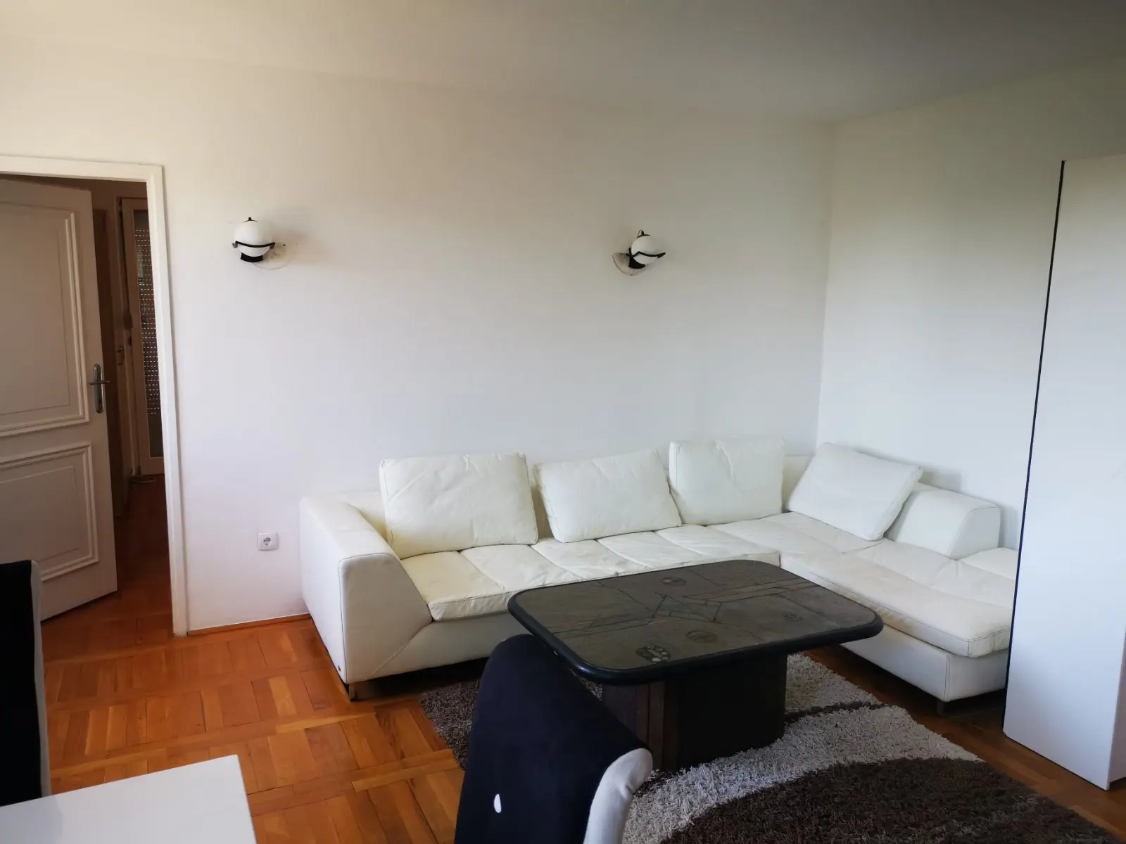stanovi Beograd okolina restorana Dedinje Jednosoban 