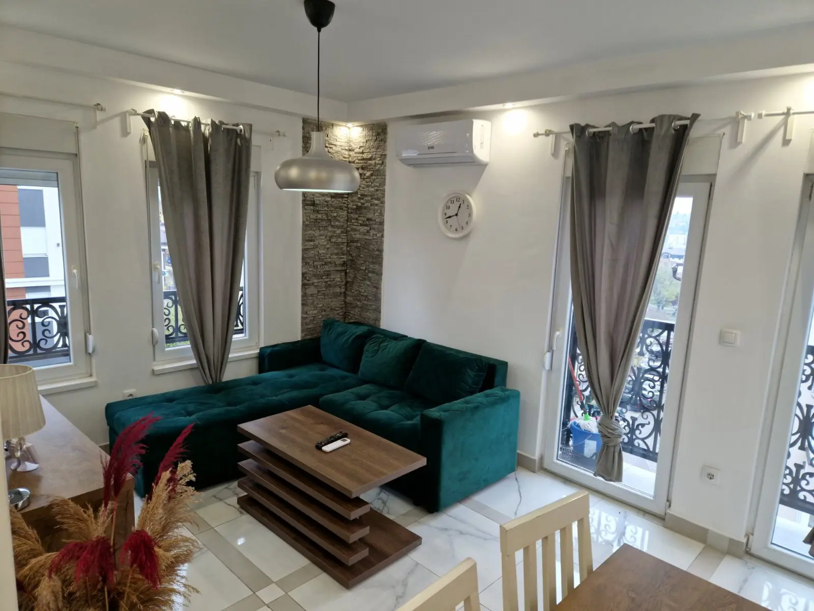  uknjizeni  novogradnja Dvosoban stanovi Zvezdara Mirijevo I II III IV 99500 evra 