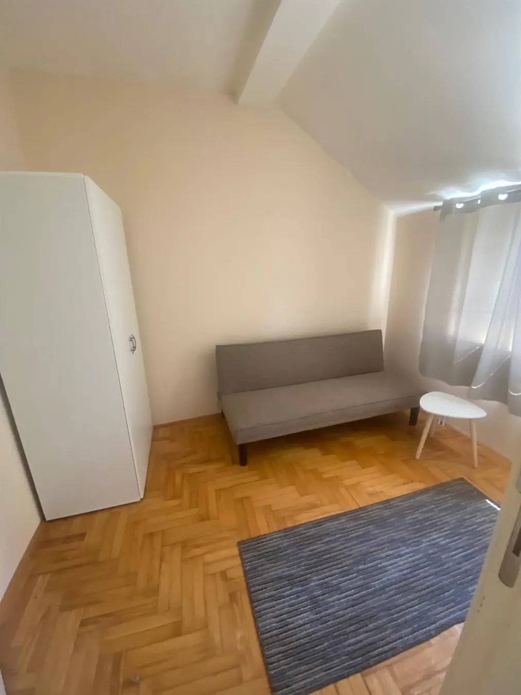Beograd Palilula Trosoban stanovi 400 evra 