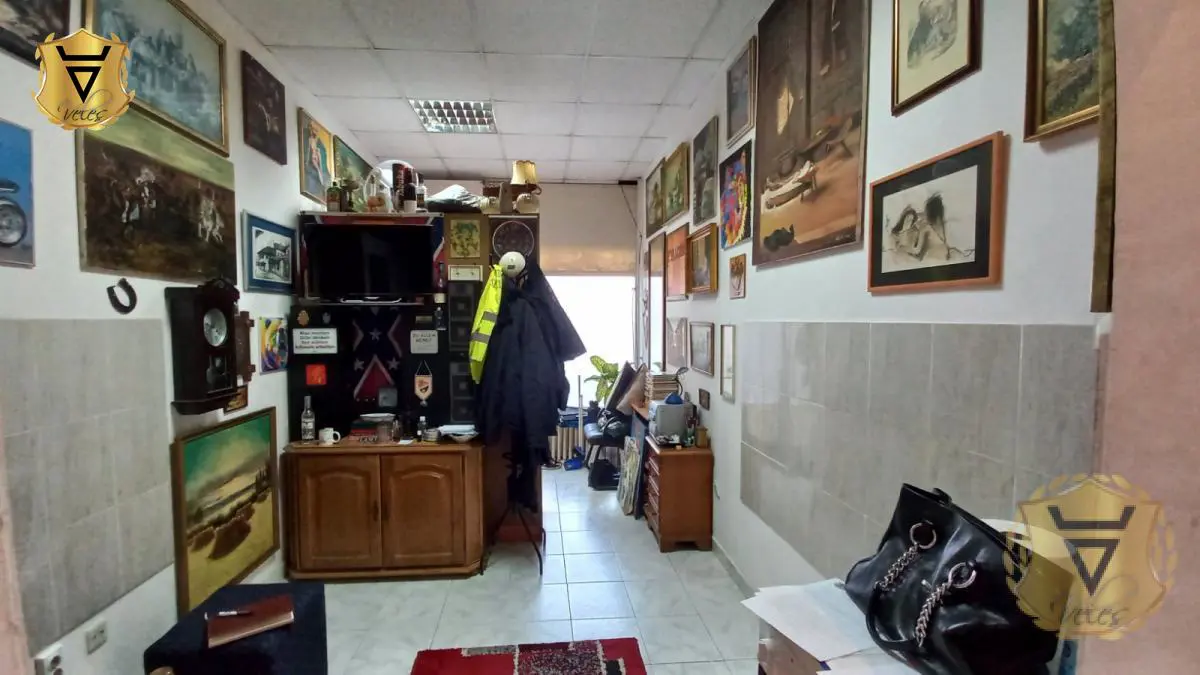  uknjizeni poslovni prostor Zemun Zemun novi grad 36000 evra 