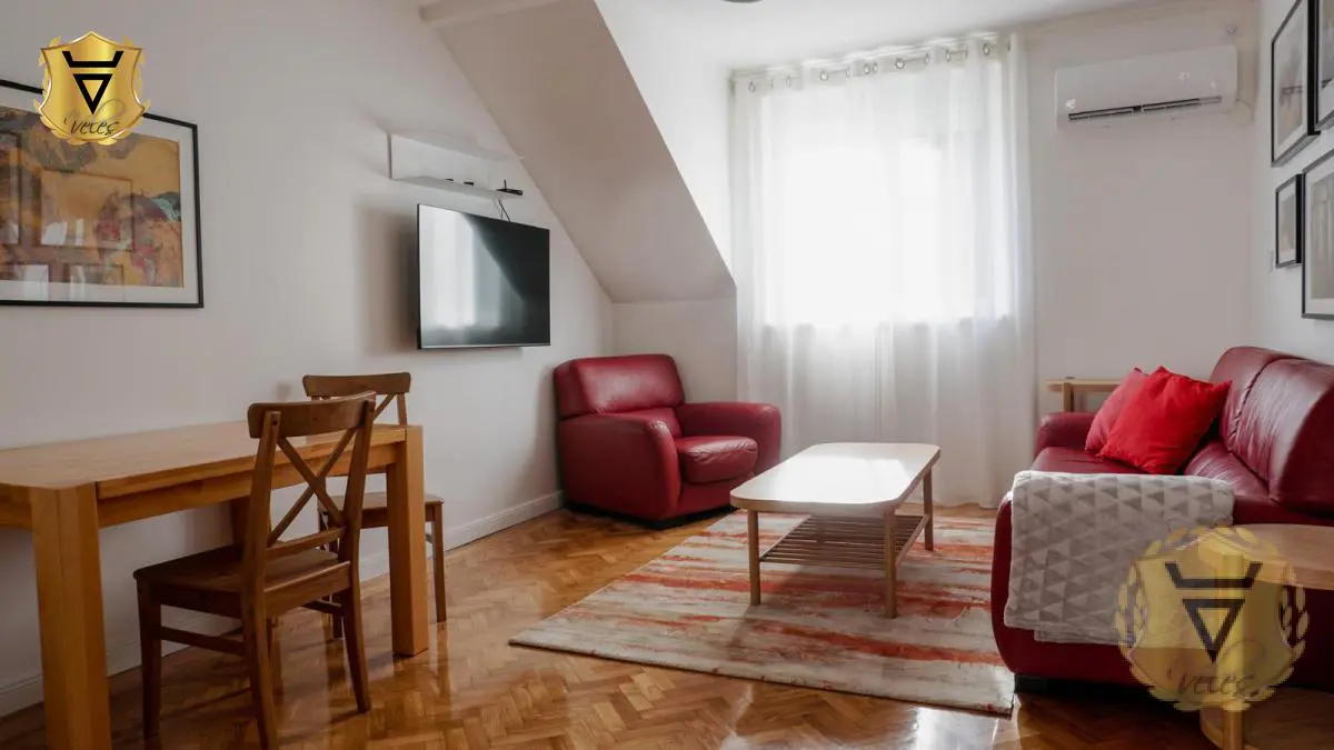 Dvosoban stanovi Stari Grad Dorćol gornji 950 evra 