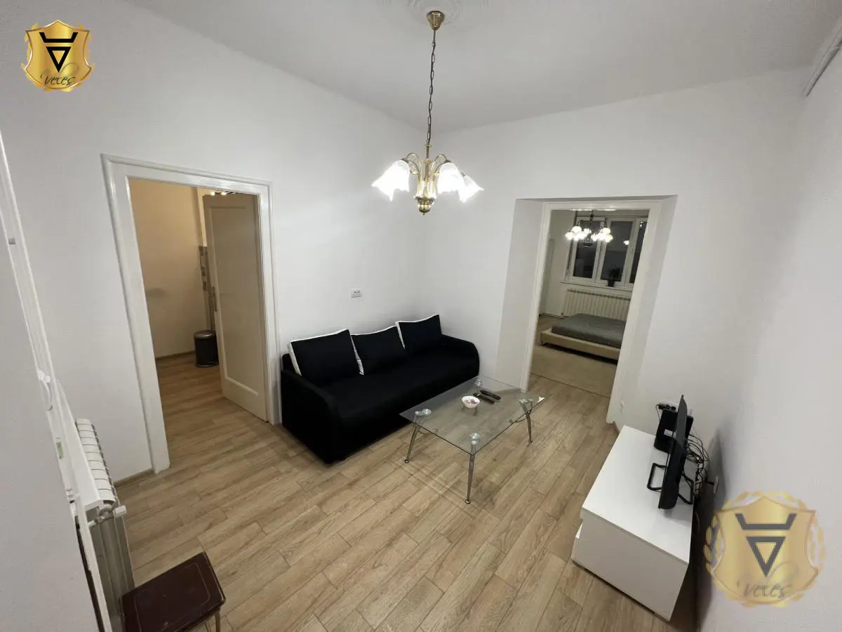 Dvosoban stanovi Stari Grad Skupština 750 evra 
