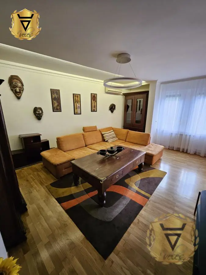 Beograd Stari Grad Trosoban stanovi 1500 evra 