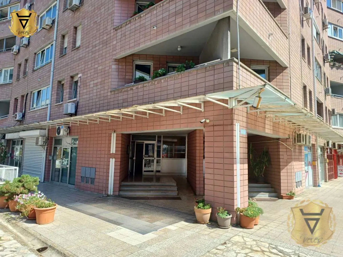 Beograd Novi Beograd Trosoban stanovi 1450 evra 