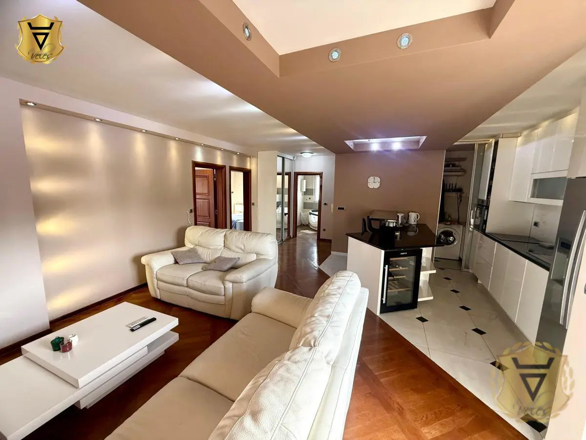  novogradnja Troiposoban stanovi Savski venac Palata pravde 1500 evra 