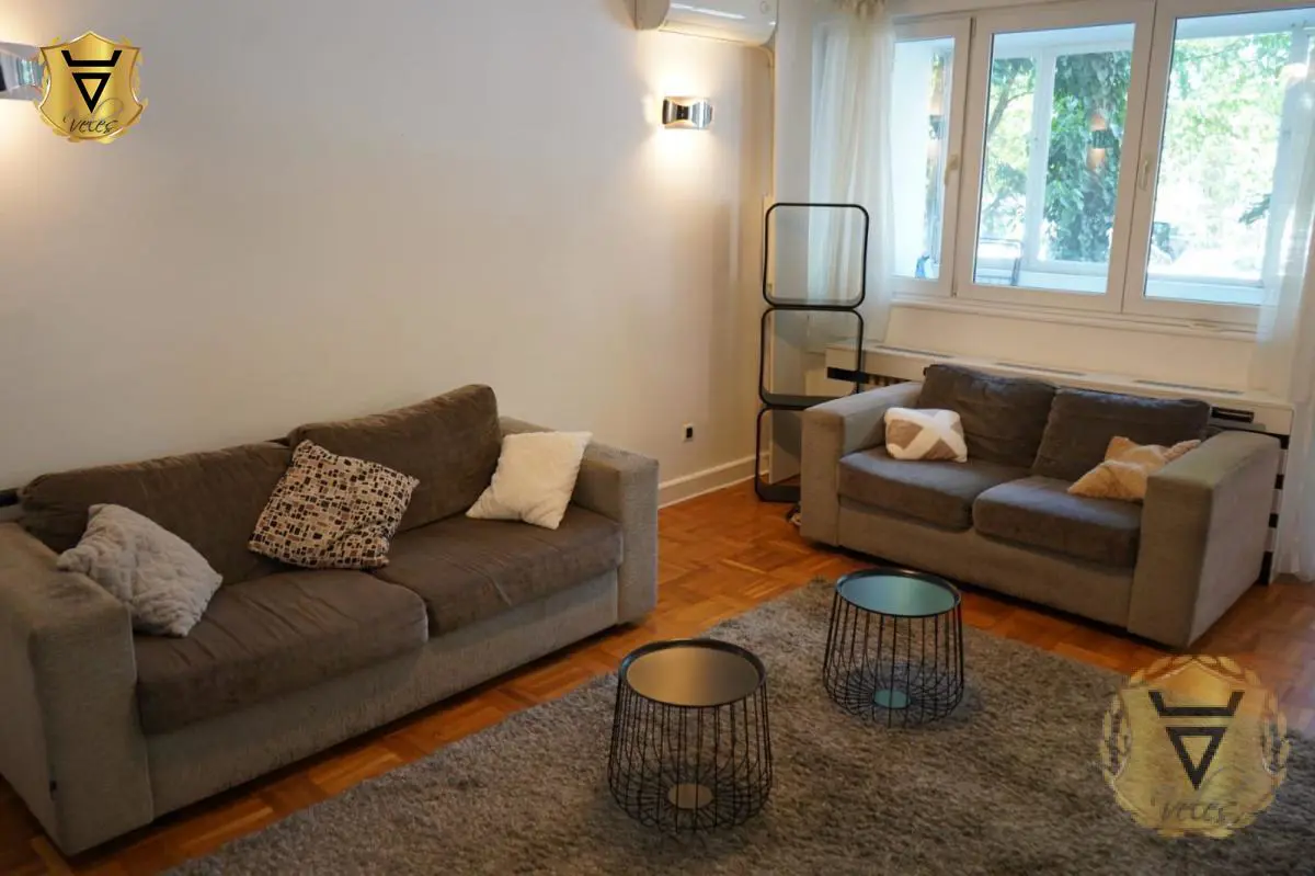 Beograd Novi Beograd Trosoban stanovi 750 evra 