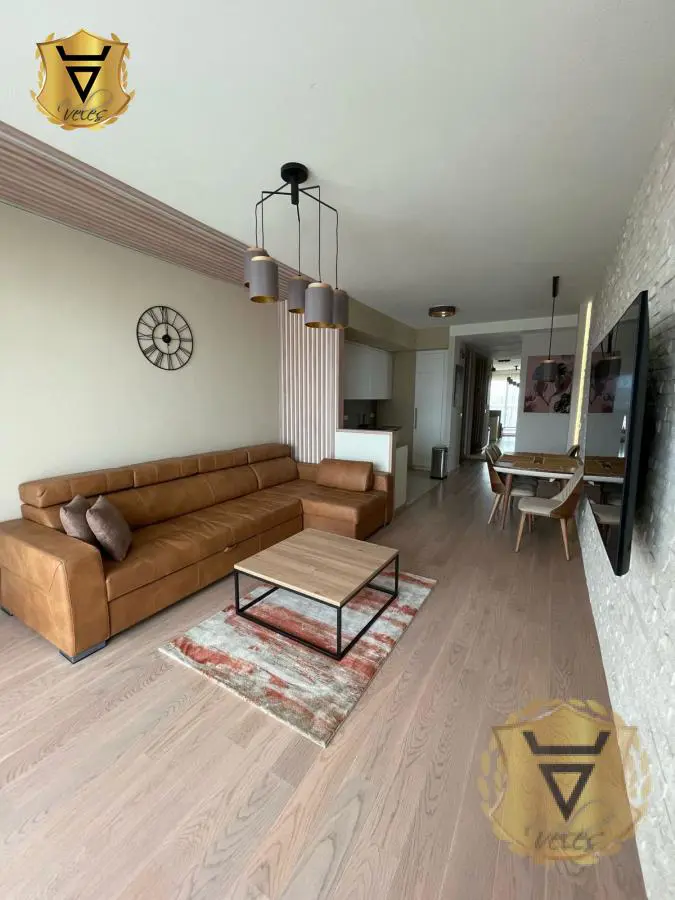  novogradnja Trosoban stanovi Savski venac Beograd na vodi 1900 evra 