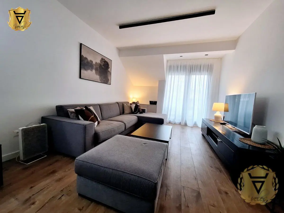  novogradnja Trosoban stanovi Voždovac Autokomanda 1300 evra 