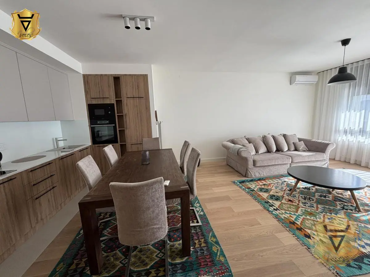  novogradnja Trosoban stanovi Savski venac Beograd na vodi 1800 evra 