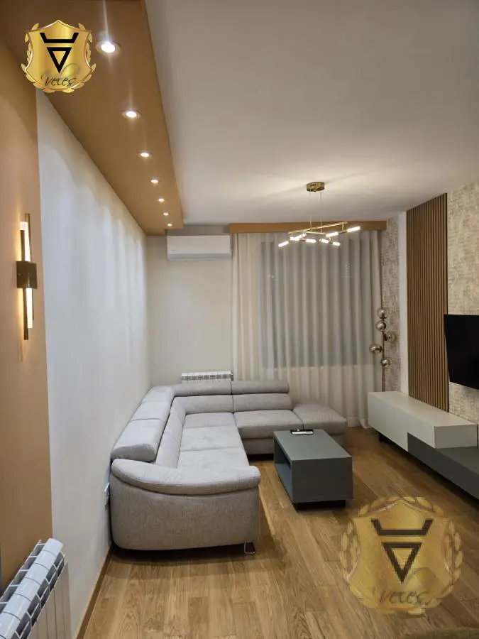 Dvosoban stanovi Palilula Hadžipopovac 900 evra 