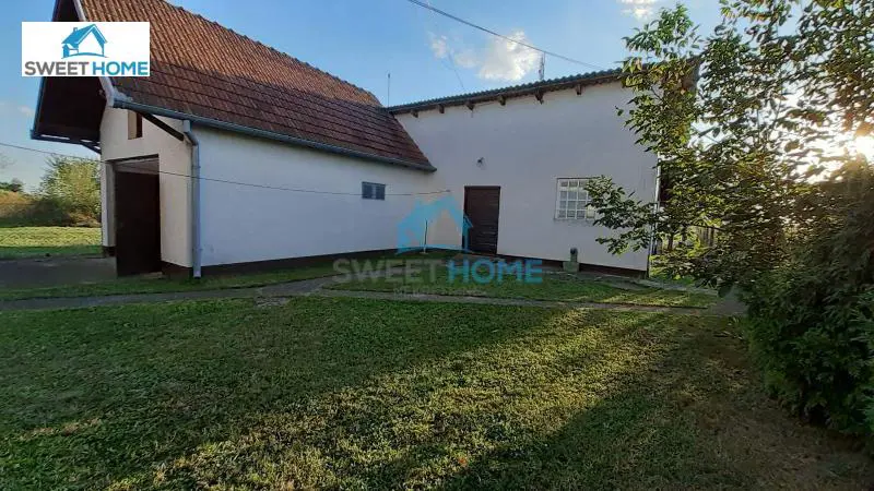kuće  - 95000 evra 