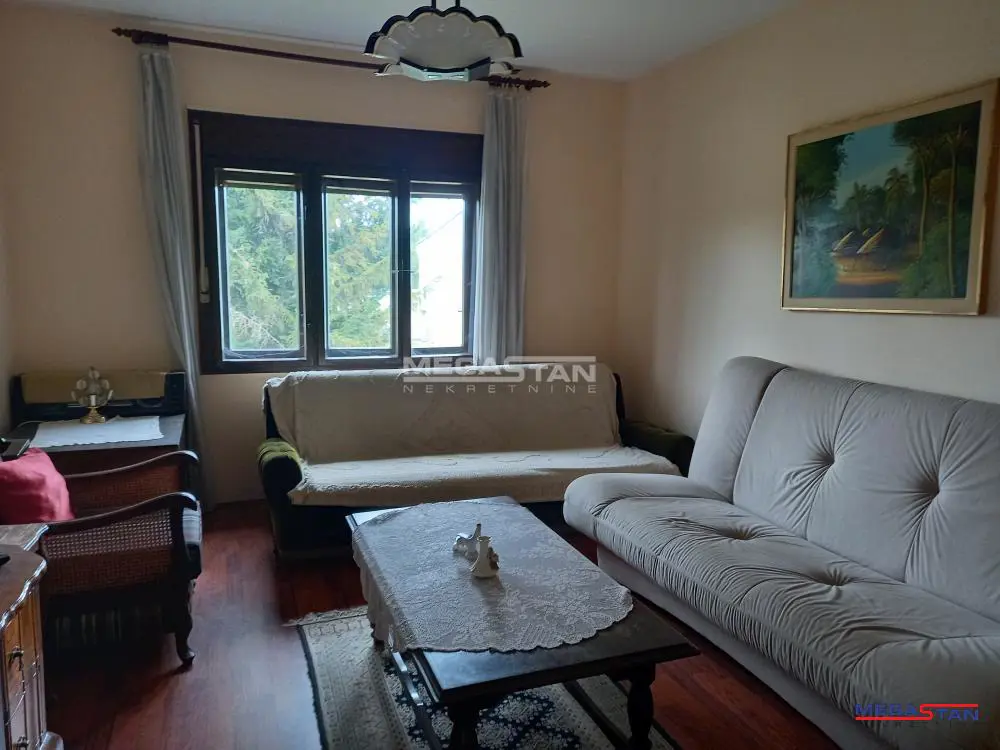 KOLUBARSKI OKRUG Lajkovac kuće 39000 evra 
