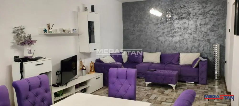 kuće Ruma centar 250000 evra 