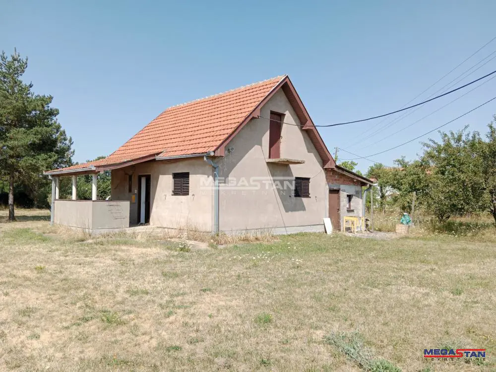 MAČVANSKI OKRUG Vladimirci plac 18000 evra 