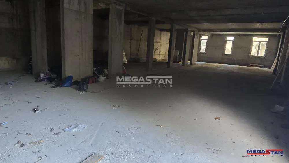 Beograd Zvezdara poslovni prostor 403200 evra 