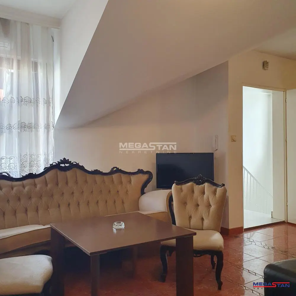 stanovi Beograd Vojvode Brane Troiposoban 