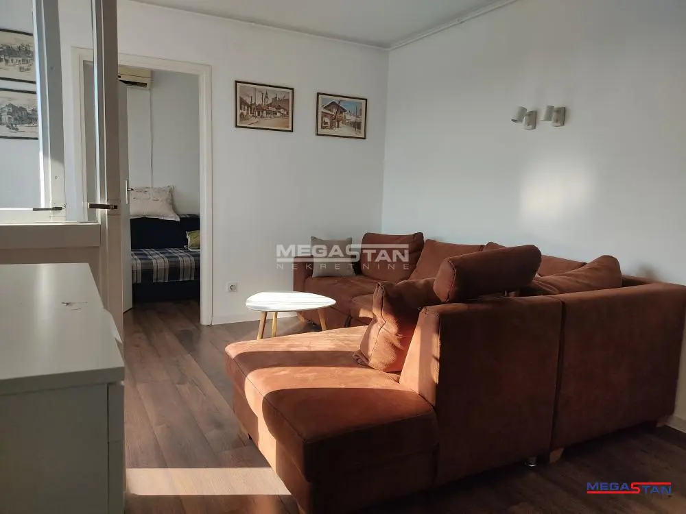 Beograd Voždovac Dvoiposoban stanovi 190000 evra 