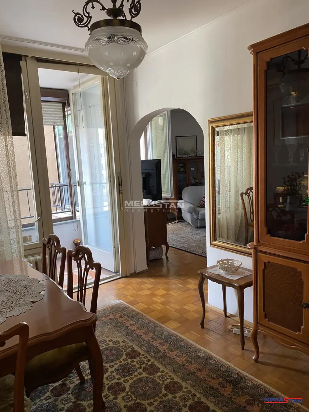 Dvoiposoban stanovi Novi Beograd Blok 28 250000 evra 