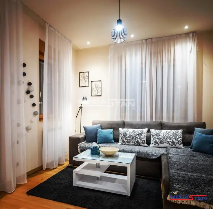 ZLATIBORSKI OKRUG Zlatibor Jednoiposoban stanovi 112000 evra 