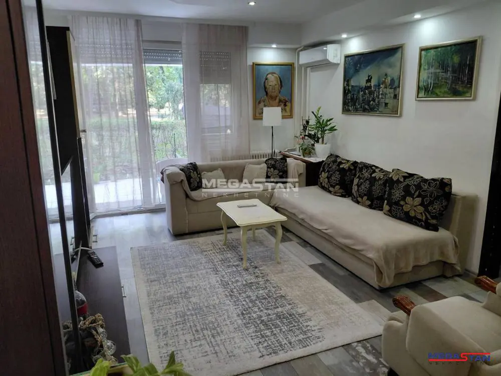 Dvoiposoban stanovi Novi Beograd Blok 28 229000 evra 